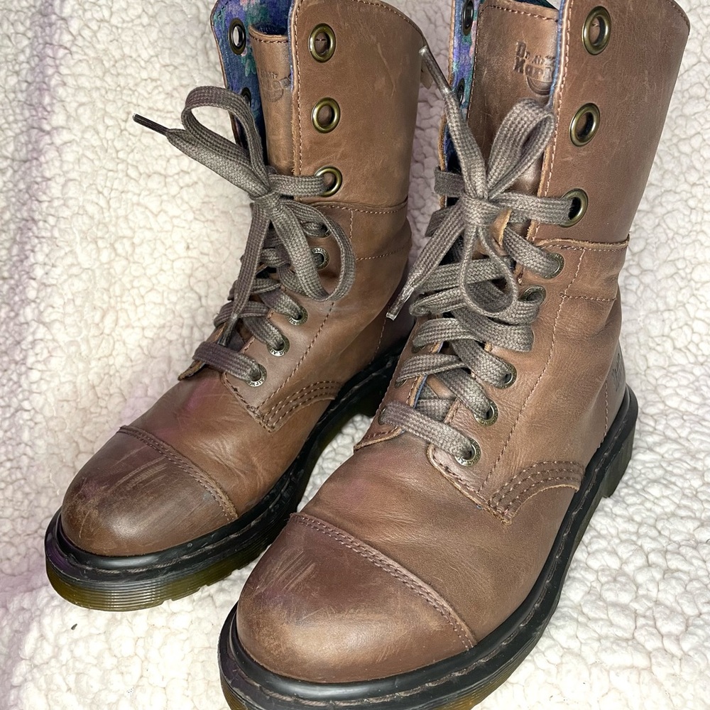 SOLD — Dr. Martens Triumph 1914 Brown Floral Lace Up Boot Size 8 — SOLD